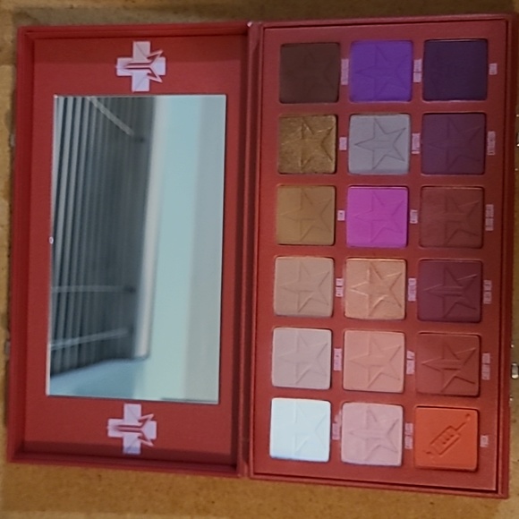 Jeffree Star Blood Sugar pallet - Picture 3 of 5